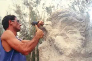 Carving Maian bateig limestone